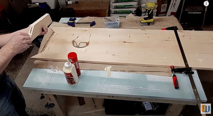 Console Table top assembly 2